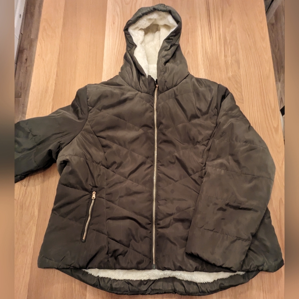 Pink Platinum Women's coat/jacket size 2X Green